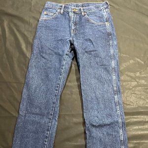 Very good condition used Wrangler Dark Blue 31x30